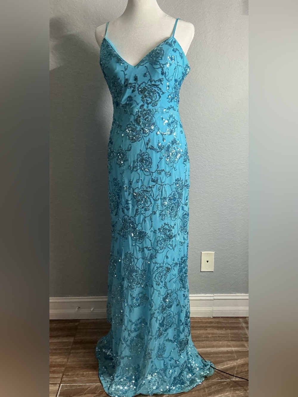 Lulus Blue Turquoise Maxi Dress Women’s Size L Long Formal Wedding Guest Summer.